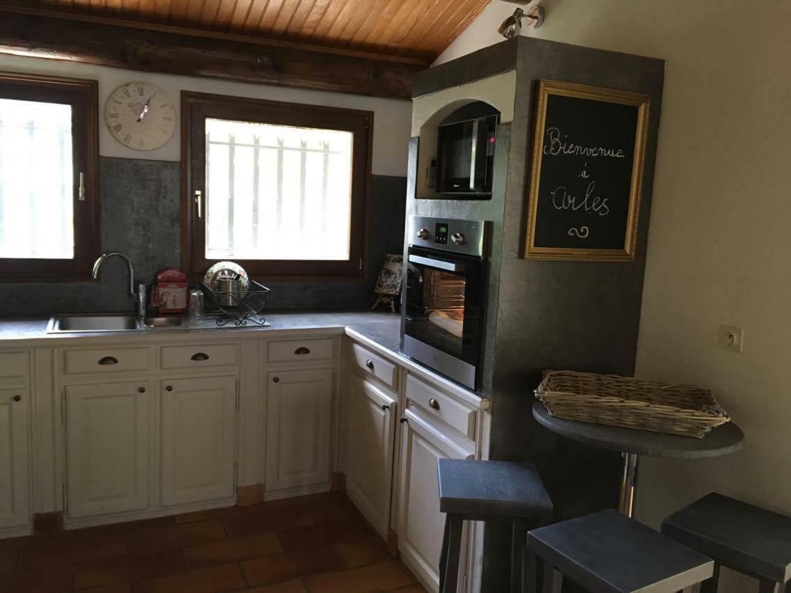 Chez Catherine Arles Ngoại thất bức ảnh