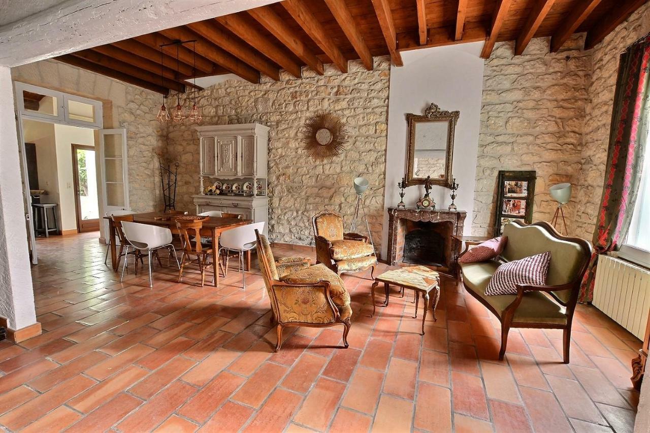Chez Catherine Arles Ngoại thất bức ảnh
